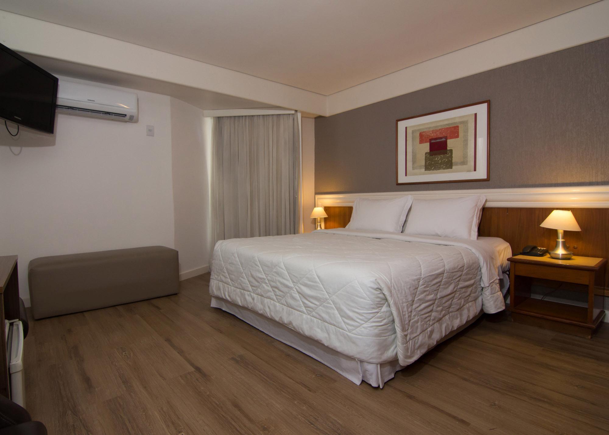 Отель Continental Porto Alegre By Samba Экстерьер фото